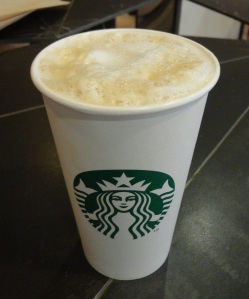 https://sunnyyq.files.wordpress.com/2012/09/12-08-31-skinny-hazelnut-latte-starbucks1.jpg